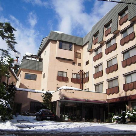 Bergtour Marukita Hotell Hakuba Exteriör bild