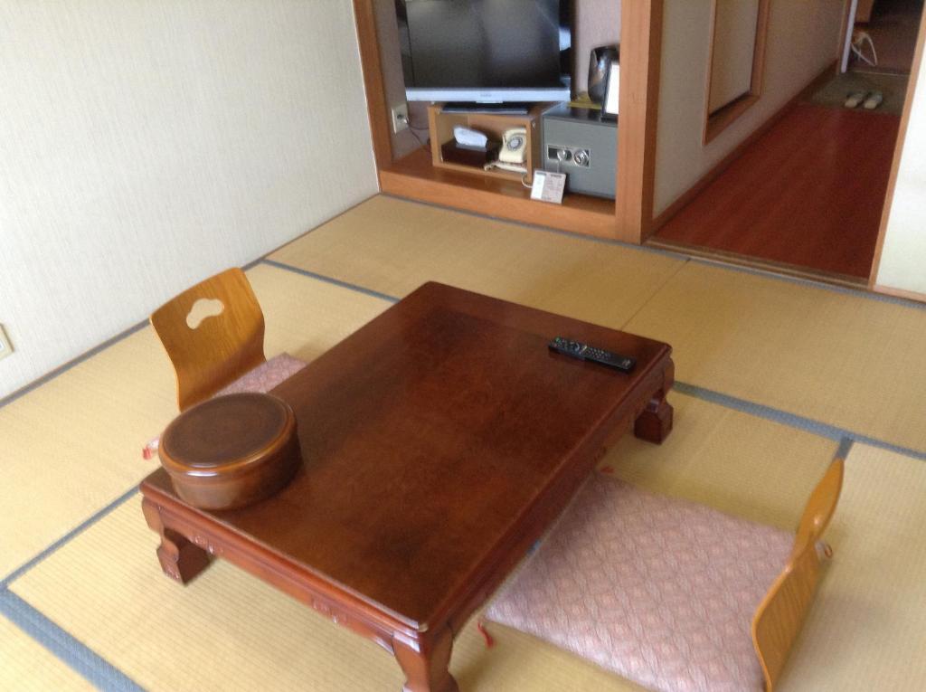 Bergtour Marukita Hotell Hakuba Exteriör bild