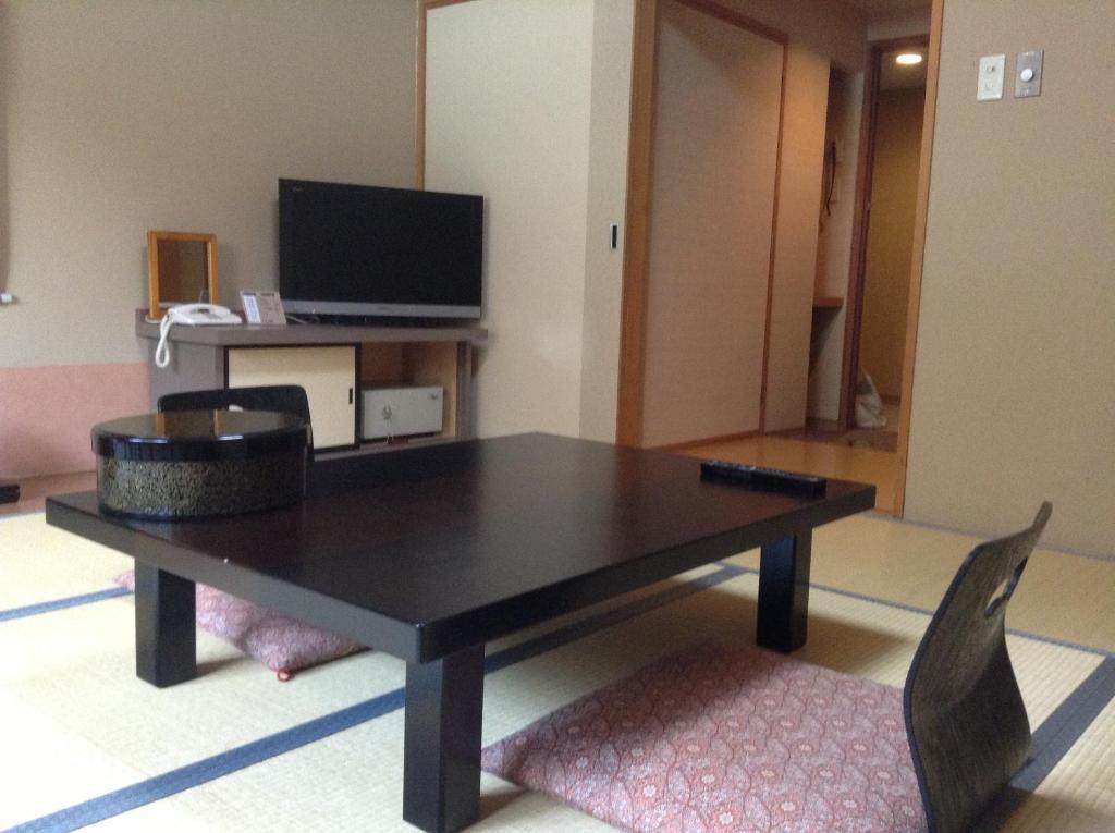 Bergtour Marukita Hotell Hakuba Exteriör bild