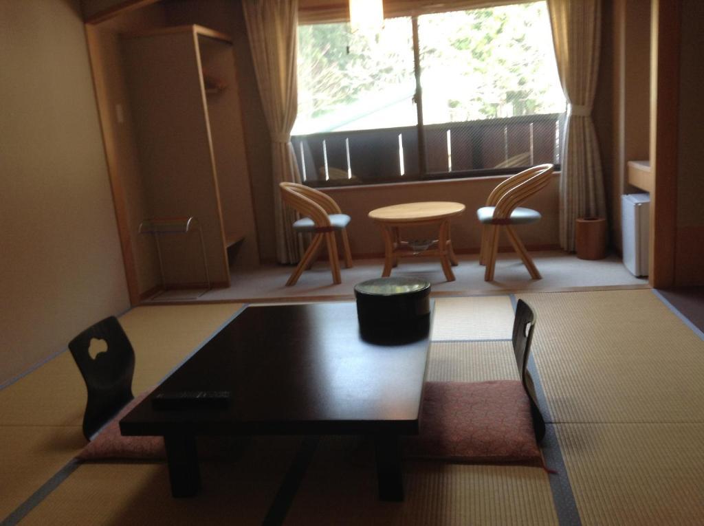 Bergtour Marukita Hotell Hakuba Exteriör bild